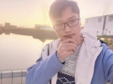 21级硕士 刘连松