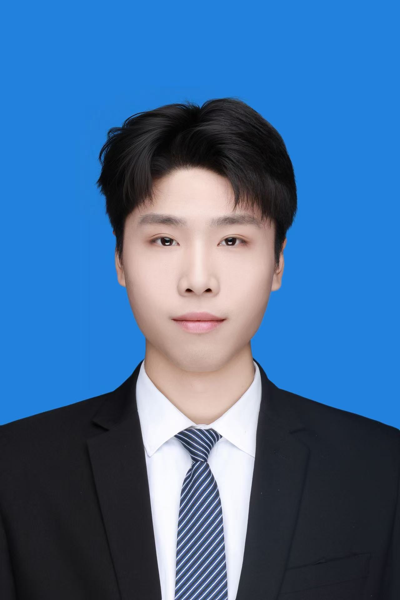25级硕士 林子洋