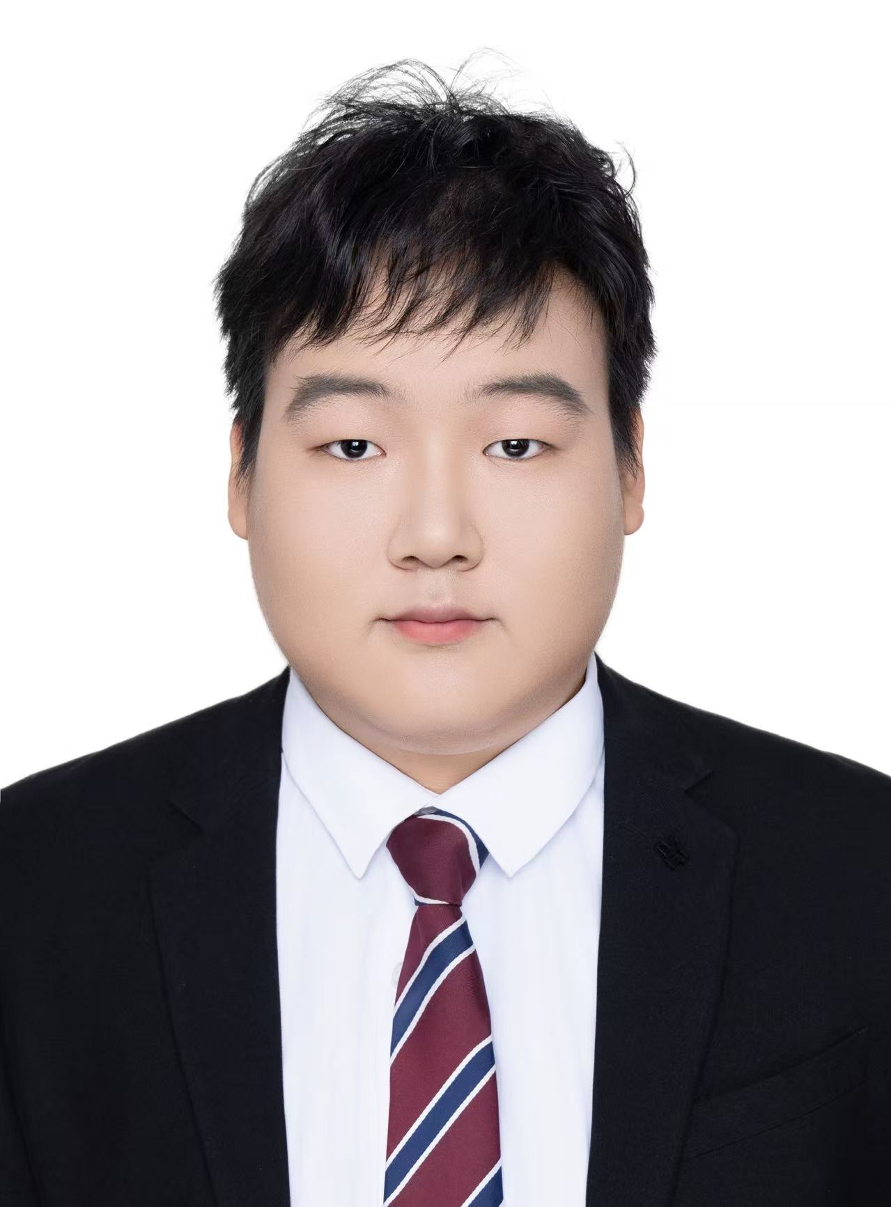 25级硕士 尹春雨